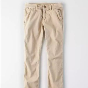 American Eagle Skinny Khaki Pant